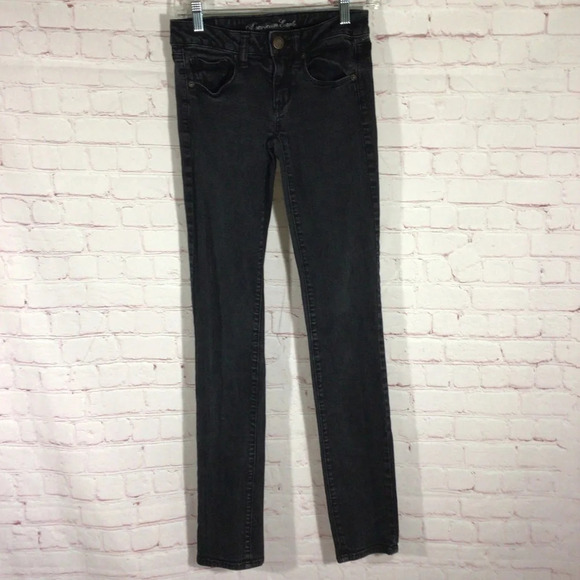 American Eagle Outfitters Skinny Super Stretch Black Denim Jeans - Size 2 Long - Picture 1 of 9